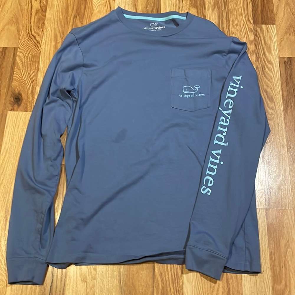 Blue vineyard vines longsleeve, small stain on front